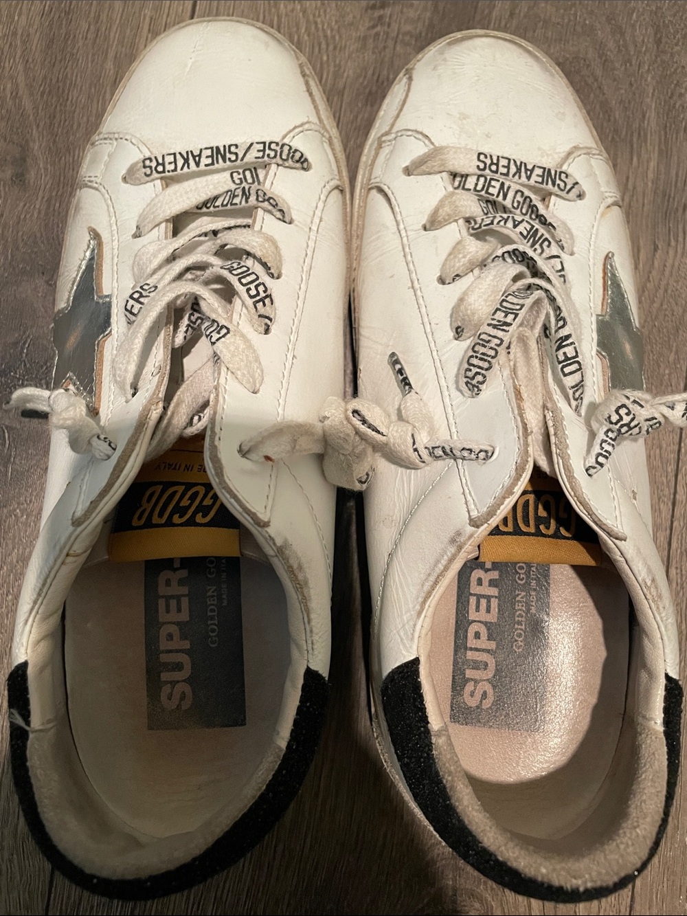 Golden Goose White Sneakers with Black Heel Tab - Picture 4 of 5
